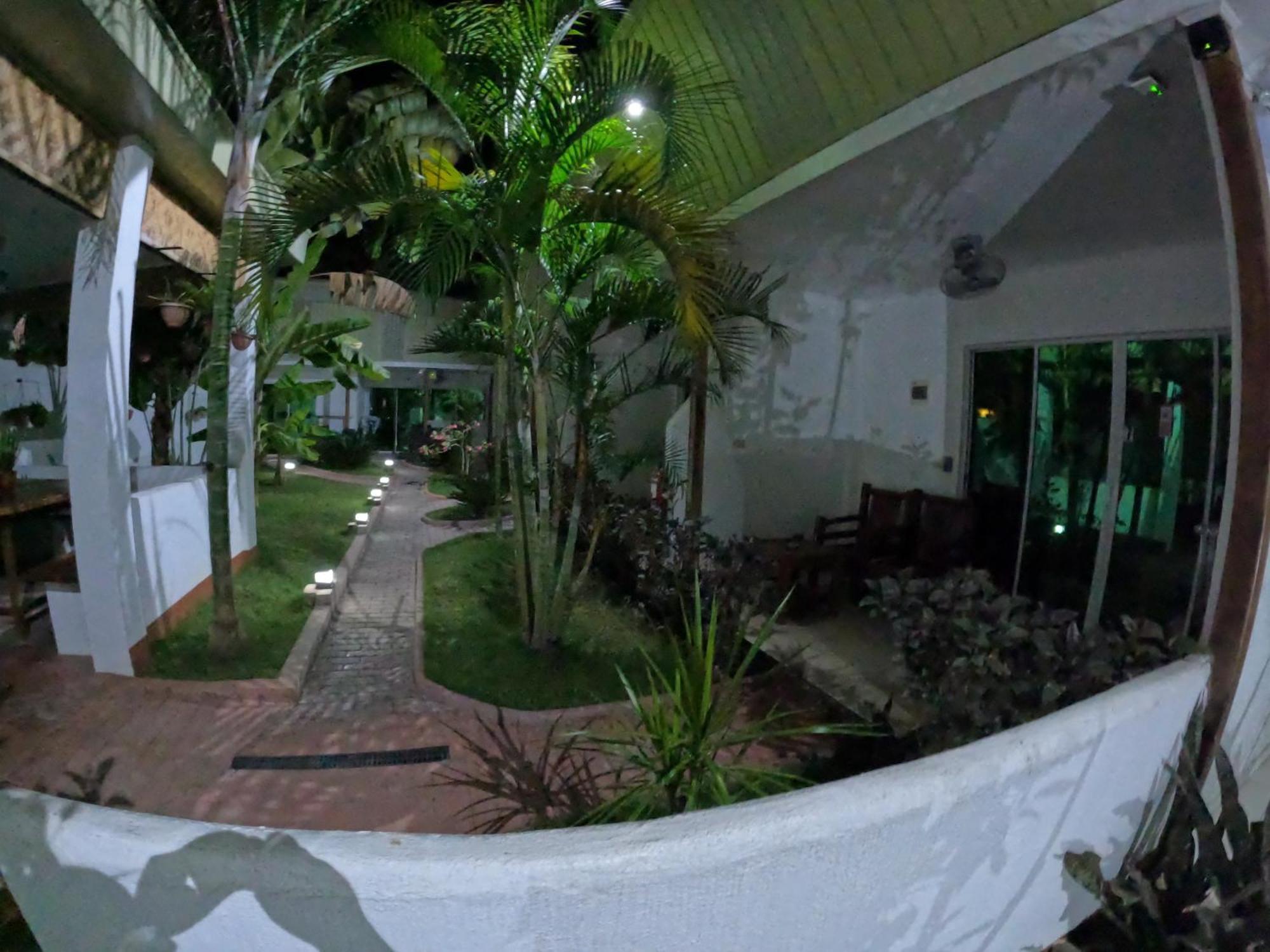 Alona Gecko Inn Panglao Exterior photo