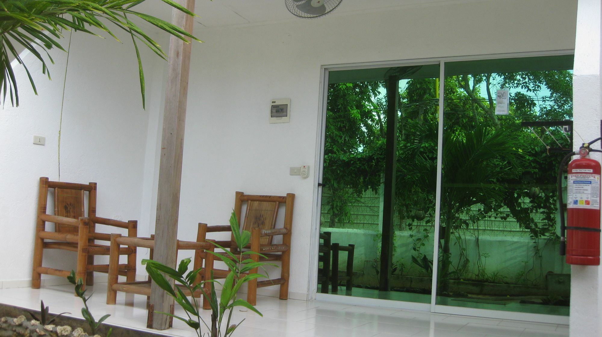 Alona Gecko Inn Panglao Exterior photo